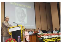 Shri Arun Jaitley and Shri Radha Mohan Singh visits PUSA Arhar-16 field at IARI