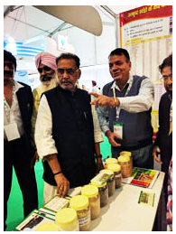 Union Minister of Agriculture and Farmers Welfare visits ICAR-CIRB stall at CII Agro Tech 2016